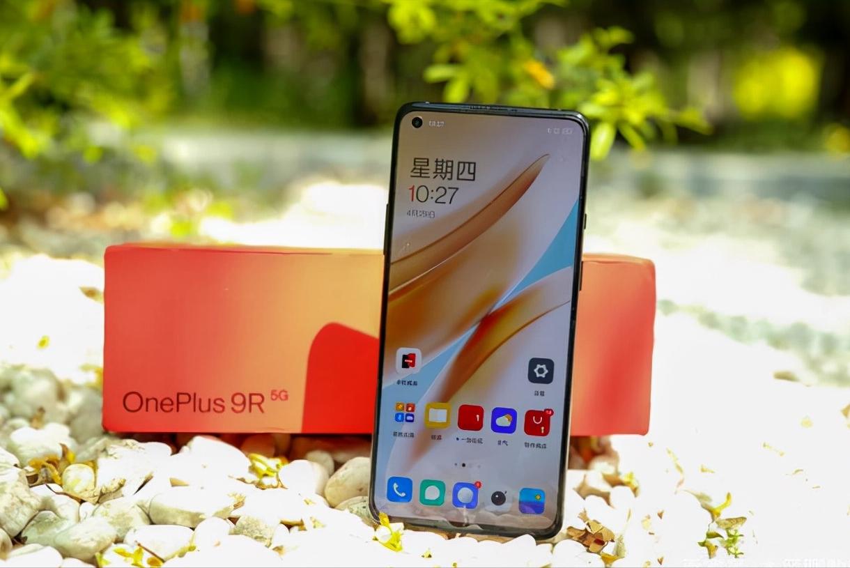 骁龙855旗舰跌至2999元,骁龙870ip68手机旗舰