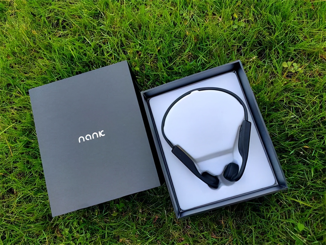 骨传导蓝牙耳机哪个品牌最好,真骨传导与假骨传导耳机