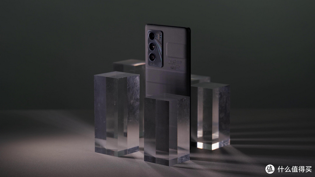 RealmeGT大师探索版真有这么好？测试后，可以有但没必要