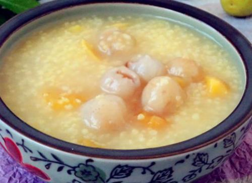 小米是粗粮吗对糖尿病有好处吗,小米乃五谷之首的功效