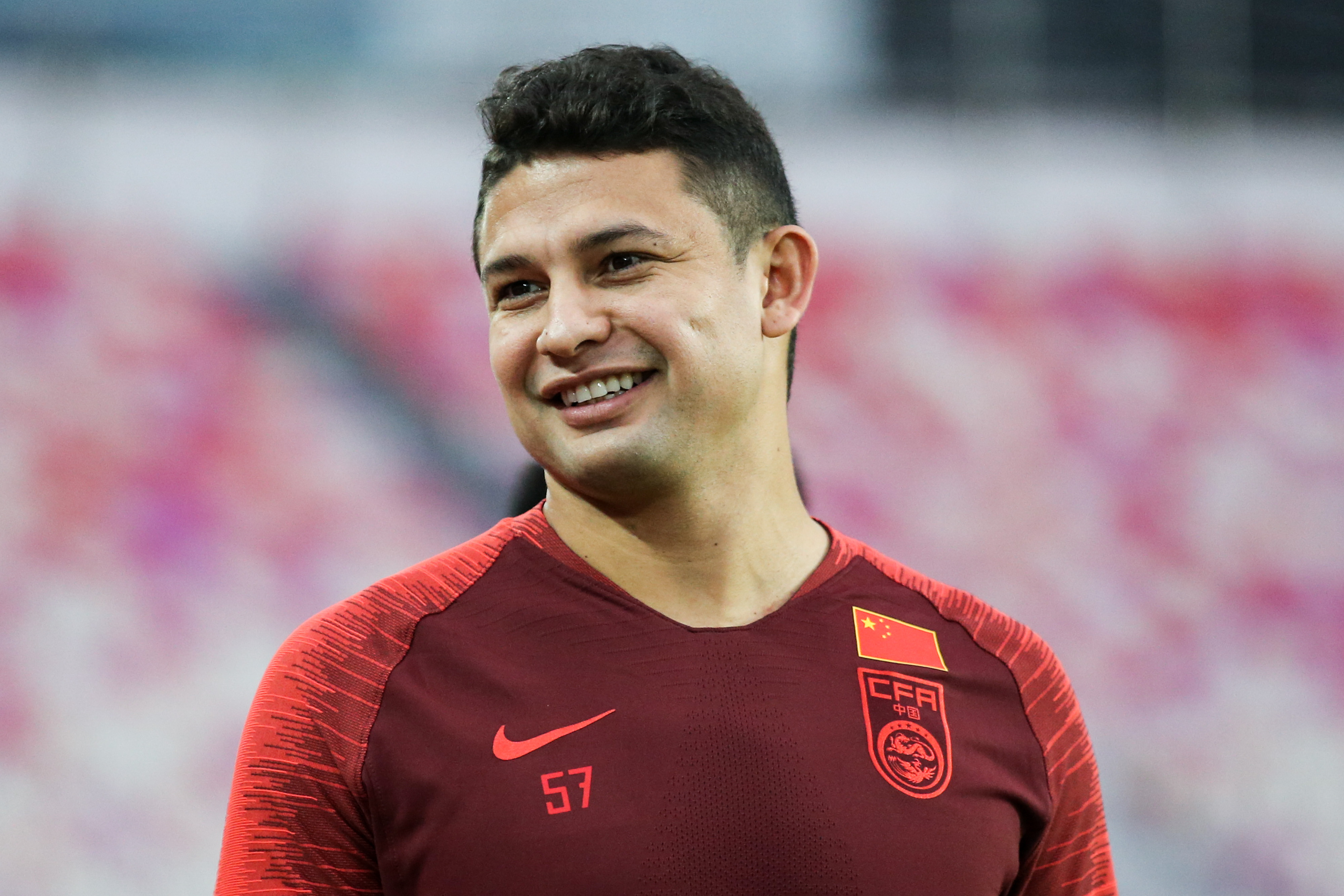 同样是归化球员，国足球员与谷爱凌区别有多大？球迷都是大猪蹄子