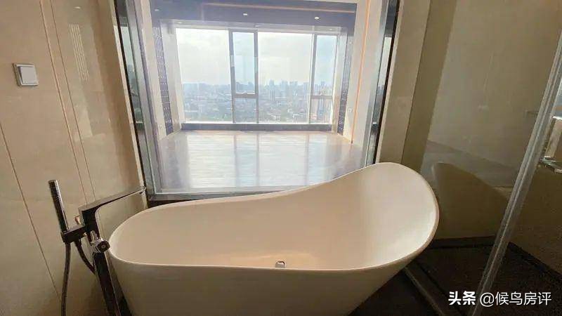 1000万可以买到什么豪车,1000万可以买到怎样的别墅