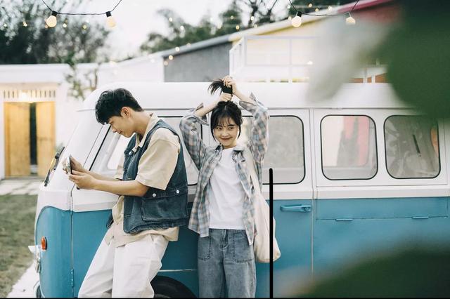 婚纱摄影晚礼服推荐,高端婚纱摄影怎么选衣服