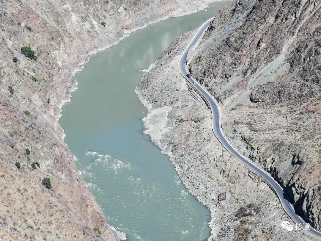 徒步进藏南线还是川藏北线,徒步进藏攻略路线