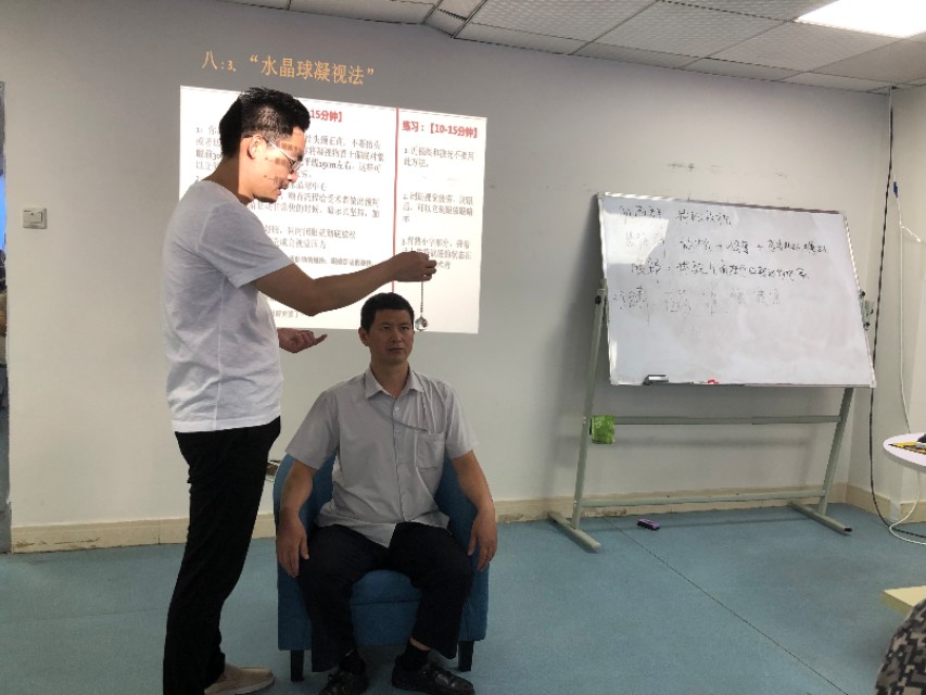 催眠是什么意思视频,催眠是什么心理暗示