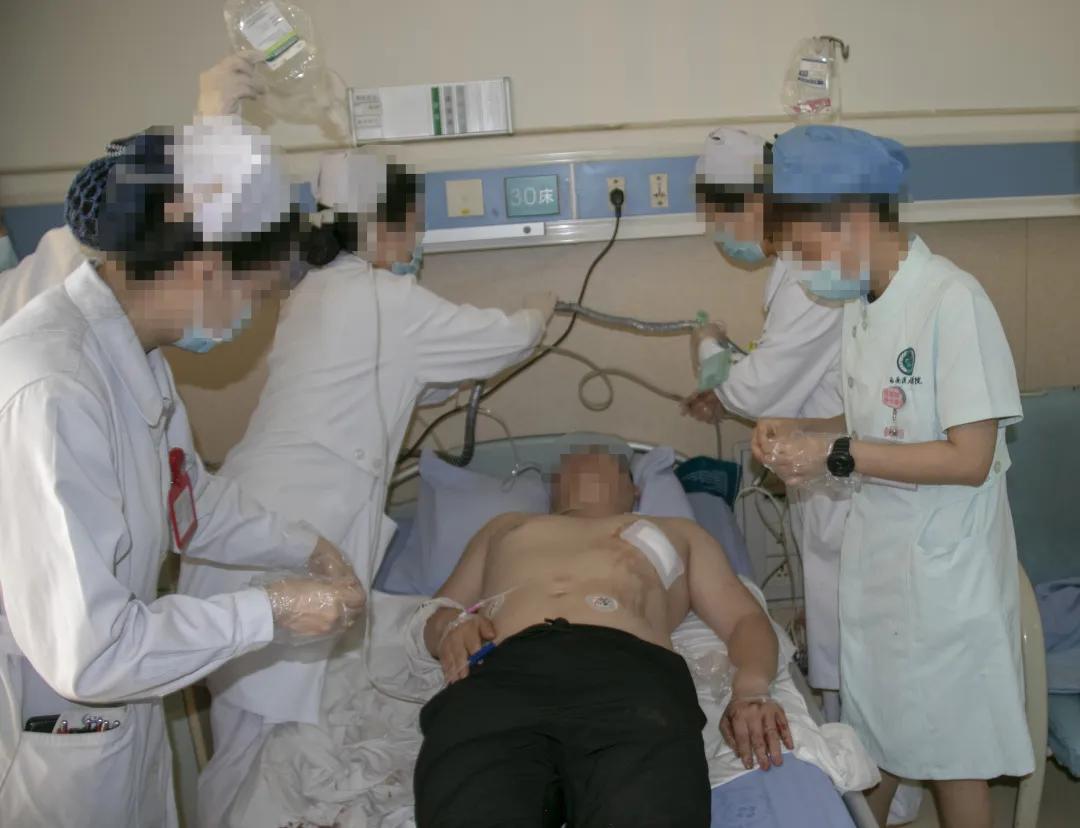 28岁辅警被刺伤牺牲,辅警被刺13刀后续