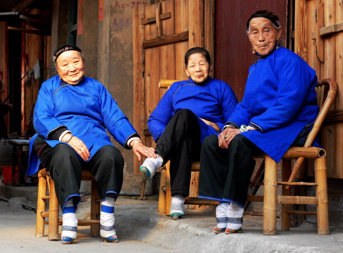 女人有轻微的自残现象,女人有自残现象