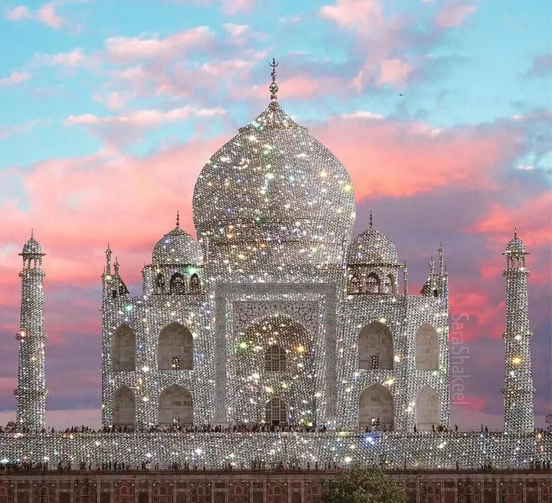 万物皆可「施华洛世奇」！大概没有这个妹子造不出的blingbling