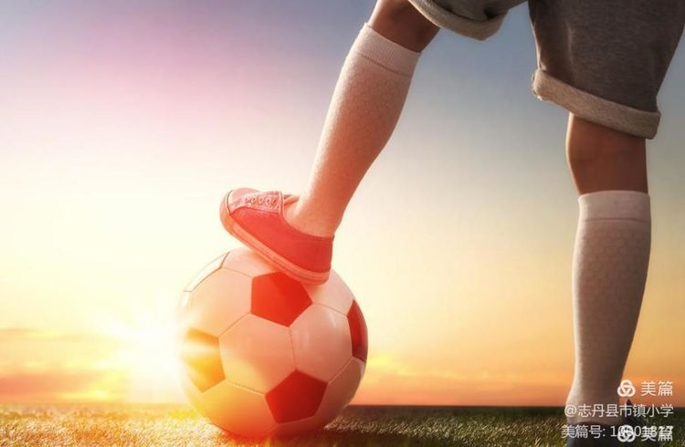 红军小学第三届红色运动会,小学红军长征主题运动会入场