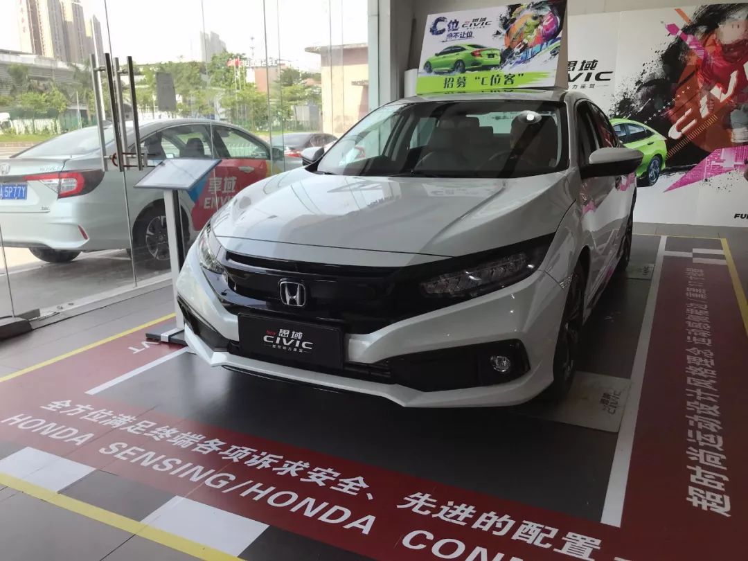 最近很火的神车加价,曾加价3万的车型