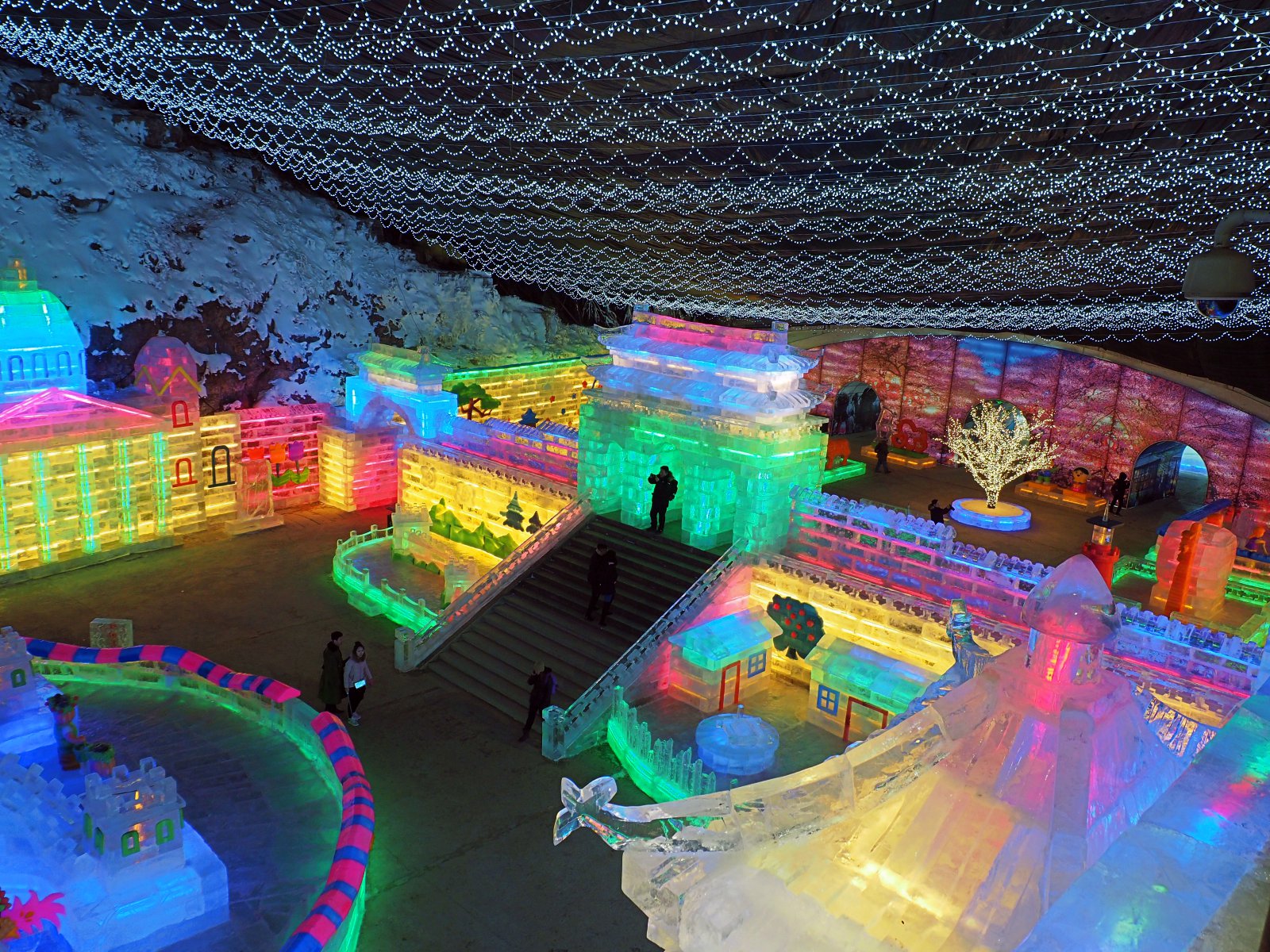 外形复古性能可靠奥林巴斯EM5II相机试用