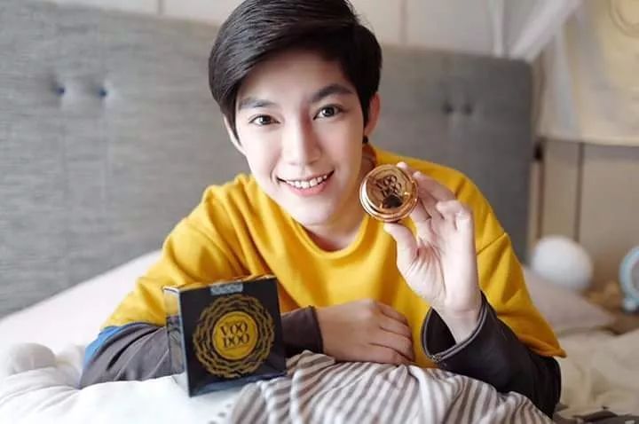 护肤品看到这些成分一定要扔掉,护肤品乱买时间久了又扔掉