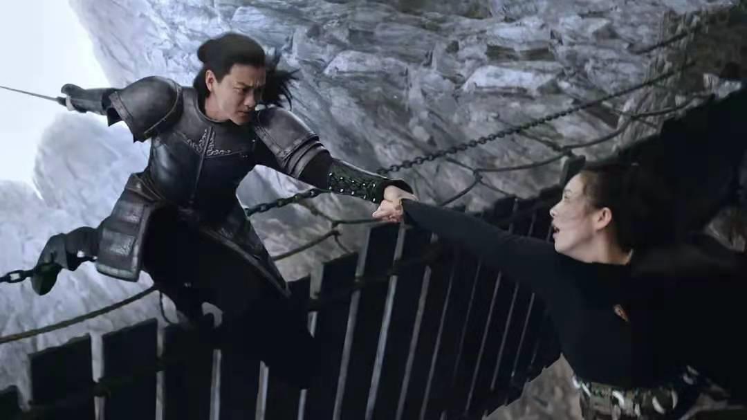 这部披着权谋大戏外衣的剧，依旧摆脱不了十足的玛丽苏剧情