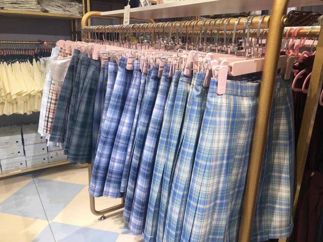 杭州洛丽塔jk汉服三坑实体店,西安汉服探店汉棠汉服