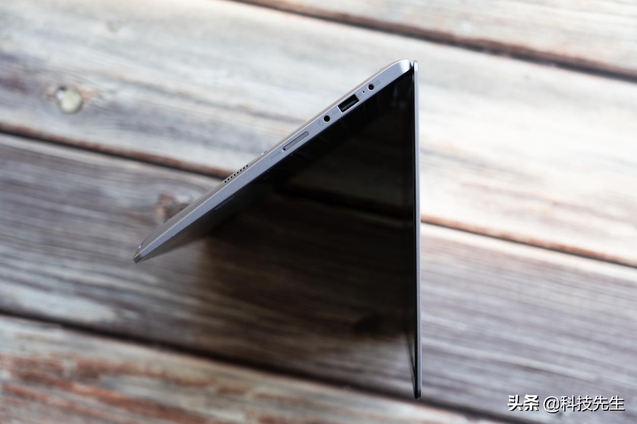 宏碁蜂鸟swiftsf31311代酷睿,宏碁蜂鸟swift3小超银评测