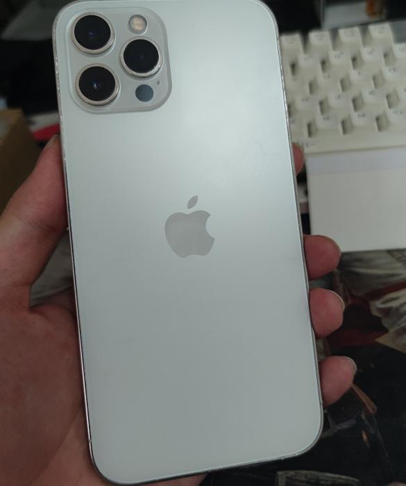网友高价买iphone12pro,500元二手iphone12promax