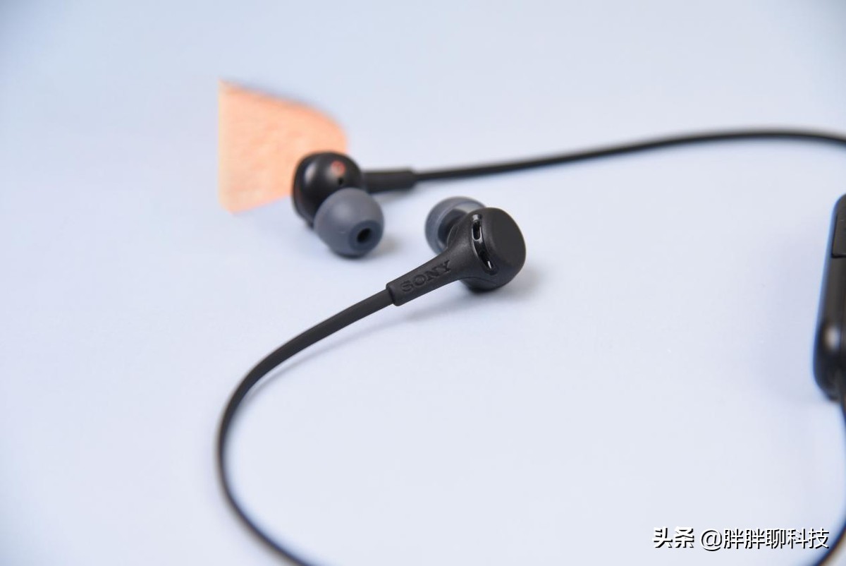 双11入手绝对超值的5款蓝牙耳机,索尼wi1000x颈挂式耳机测评