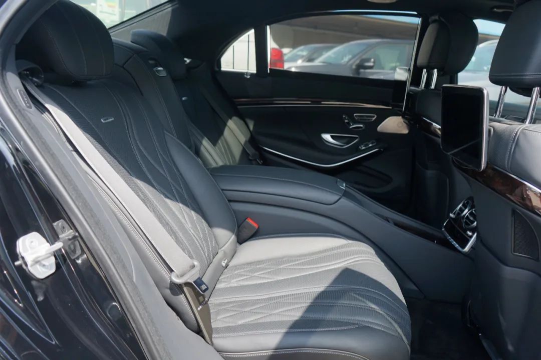 落地价160万奔驰迈巴赫,古斯特全网最低价