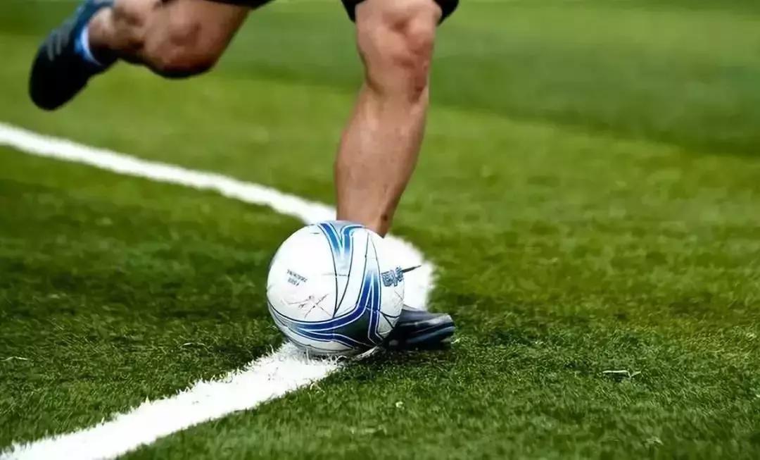 最强校队诞生：靠踢球，他们“踢入”985大学