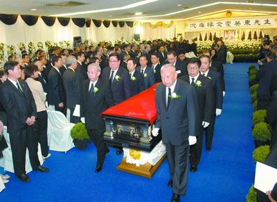 香港豪门“夺嫡”记：千亿遗产恩怨百年？全靠这4位“太子”硬撑