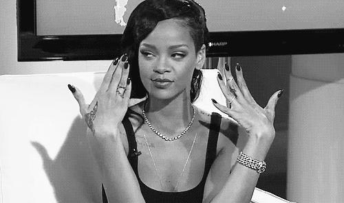 花一个月工资买求婚戒指,你会花多少钱买求婚戒指