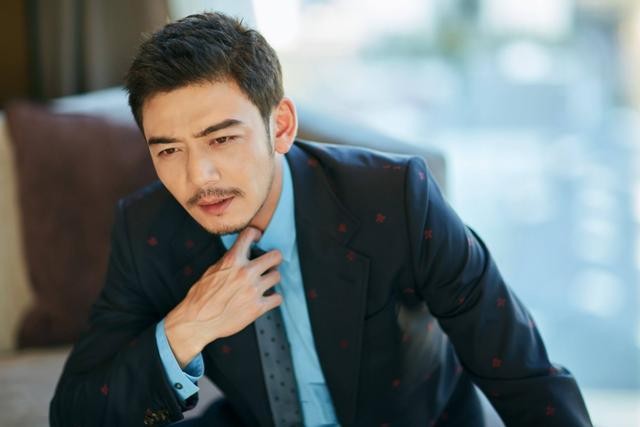 小包总杨烁油腻表情,小包总杨烁为什么那么油腻