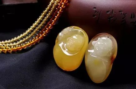 蜜蜡首饰十大克星,佩戴蜜蜡的注意事项