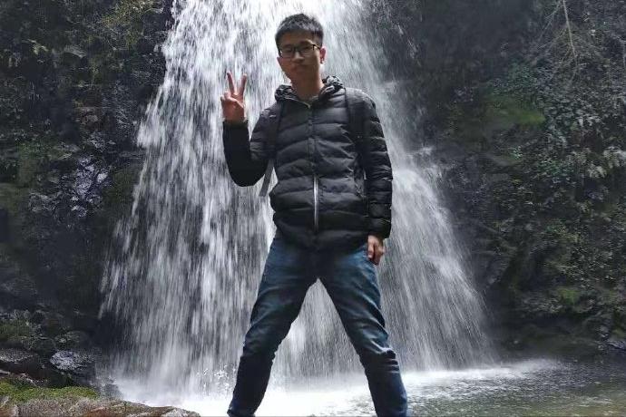 中南大学硕士坠楼，研究生成高危职业，轻生前能不能先想三件事？