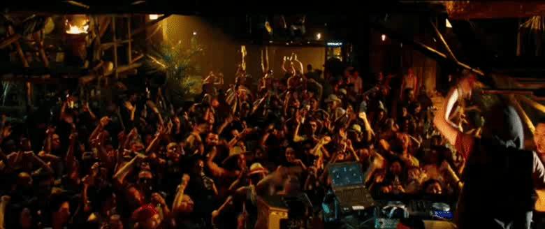 5年11部电影,7部烂片,除耍帅和面瘫外,吴亦凡演了个寂寞