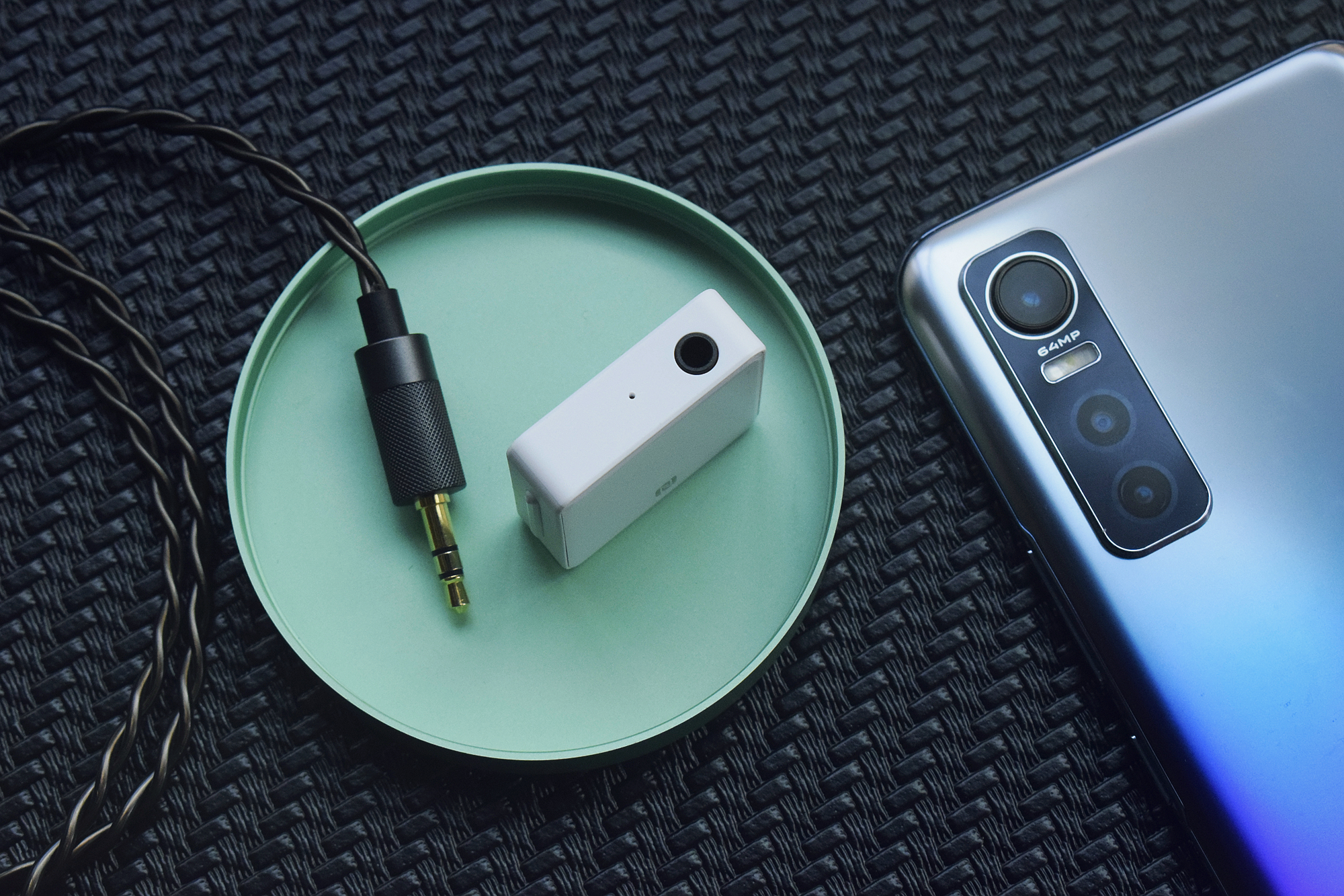 自由聆听的全能小方块!Hidizs无损音乐蓝牙接收器H2赏玩