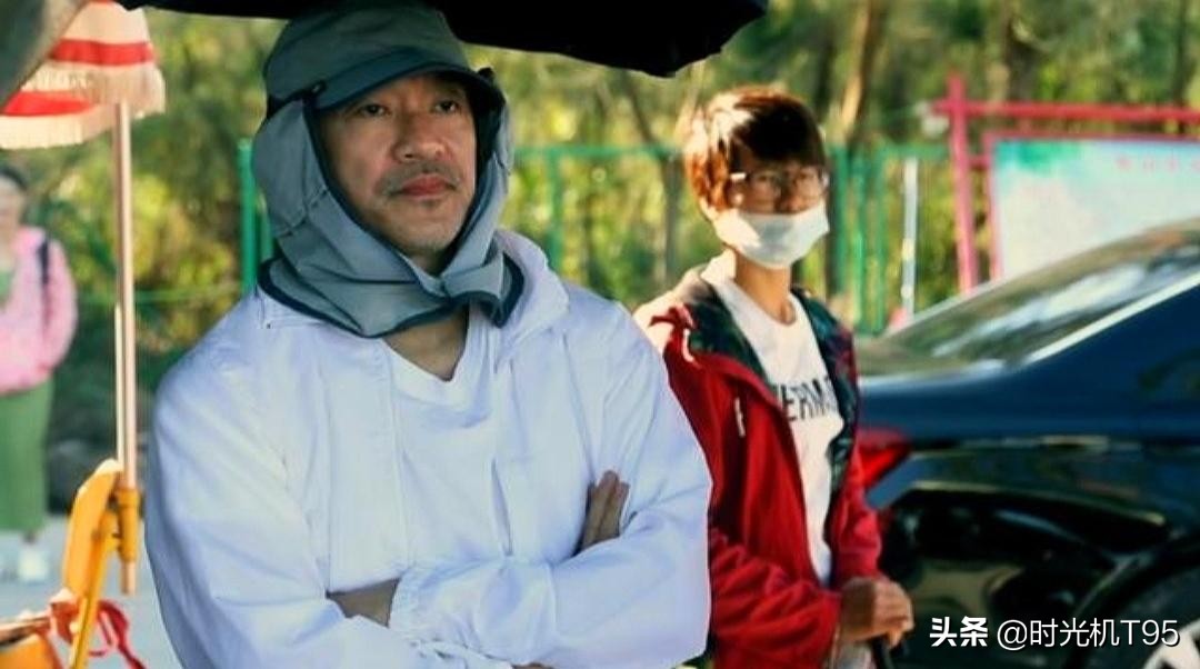 周星驰吃面的鸡公碗经典片段,周星驰经典片段吃面