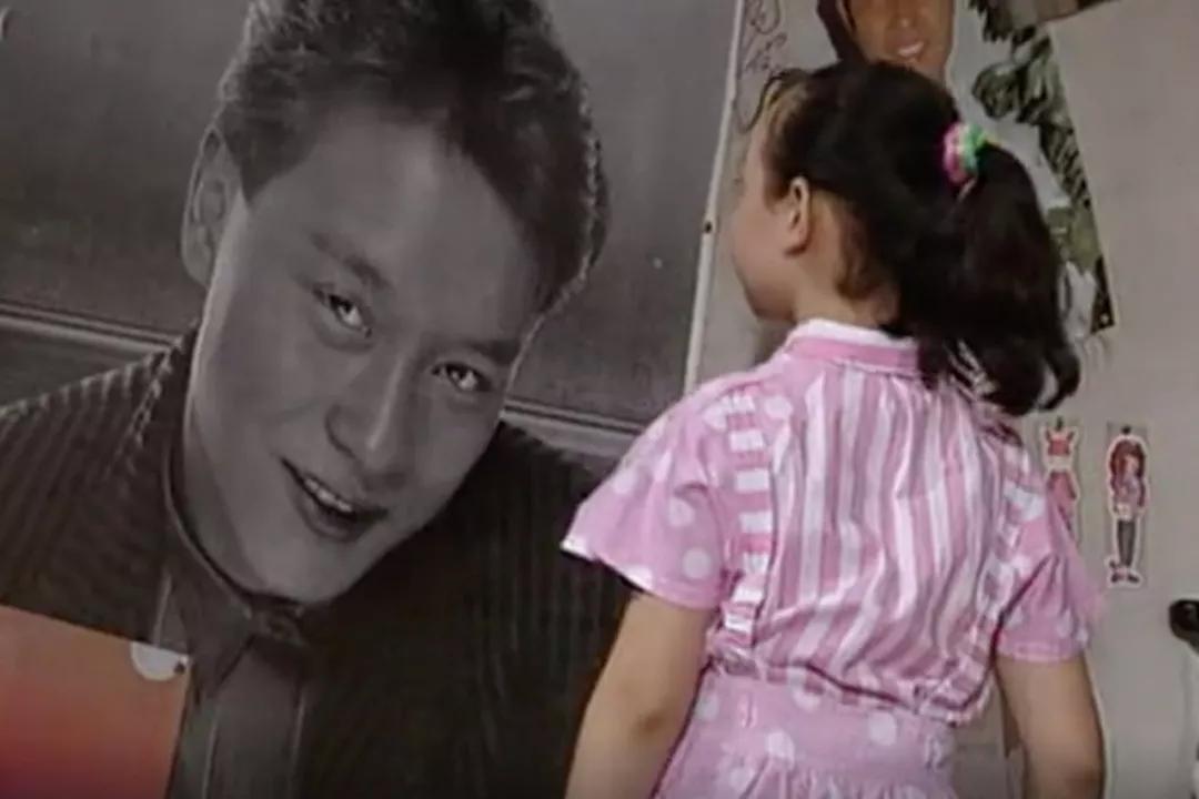 红楼梦草蛇灰线伏脉千里什么意思,草蛇灰线伏脉千里的下一句是什么