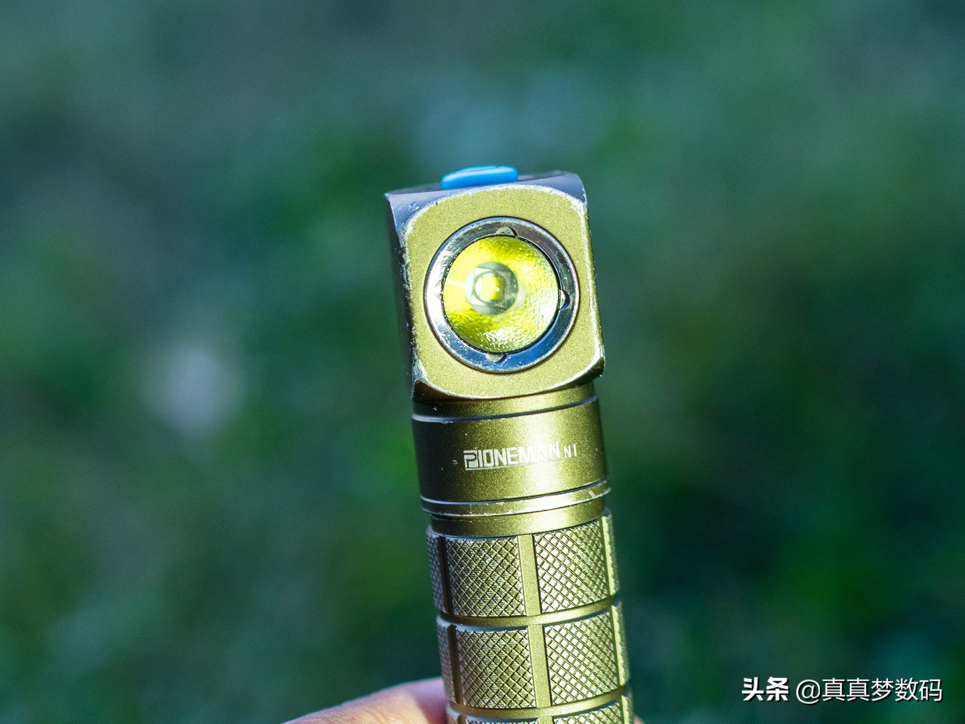 强光手电筒应该如何选择,强光手电筒怎样选