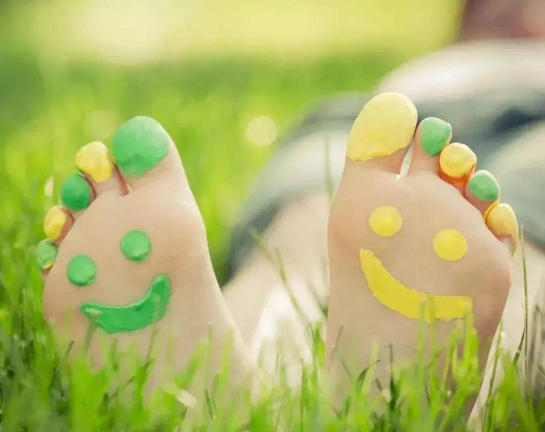 儿童鞋子怎么买才合脚,小孩鞋子怎样才算合脚