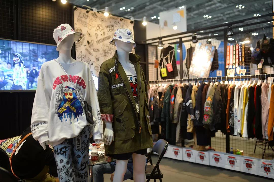 stussy妞板瓙鑱斿悕,妞板瓙鍗。鍜宻tussy鍗。