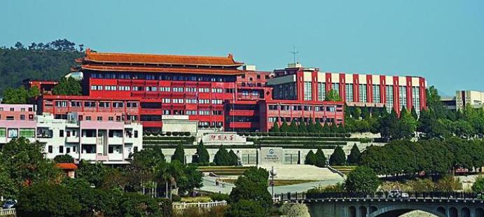 仰恩大学VS福建阳光学院，哪个学校好，你会选择谁？