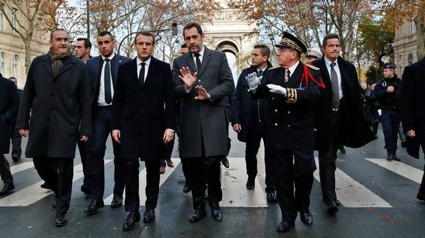 马克龙对法国骚乱的态度,法国50年来最严重骚乱的视频