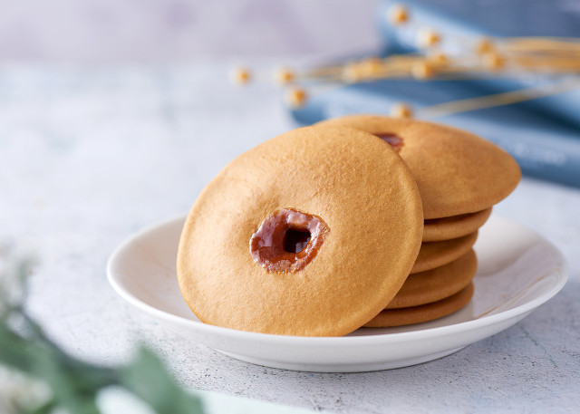 一碗面粉一种糖，教你做家庭版“红糖肚脐饼”，甜而不腻焦香酥脆