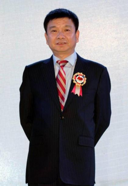 昔日厦门首富,因投资一战成名,被誉为中国A股里的“掘金客”