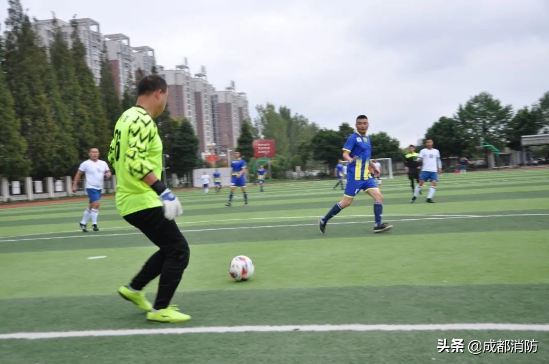 高温天气足球比赛,高温下进行的足球比赛