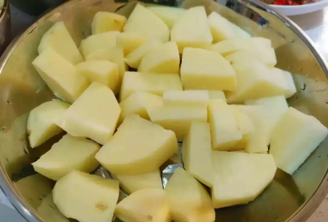 从吃开始,3分钟告诉你,*疆新**人到底有多大?