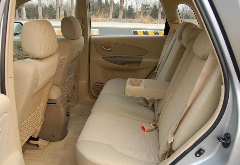 介绍一下23款现代途胜的优缺点,开了16万公里现代全新途胜