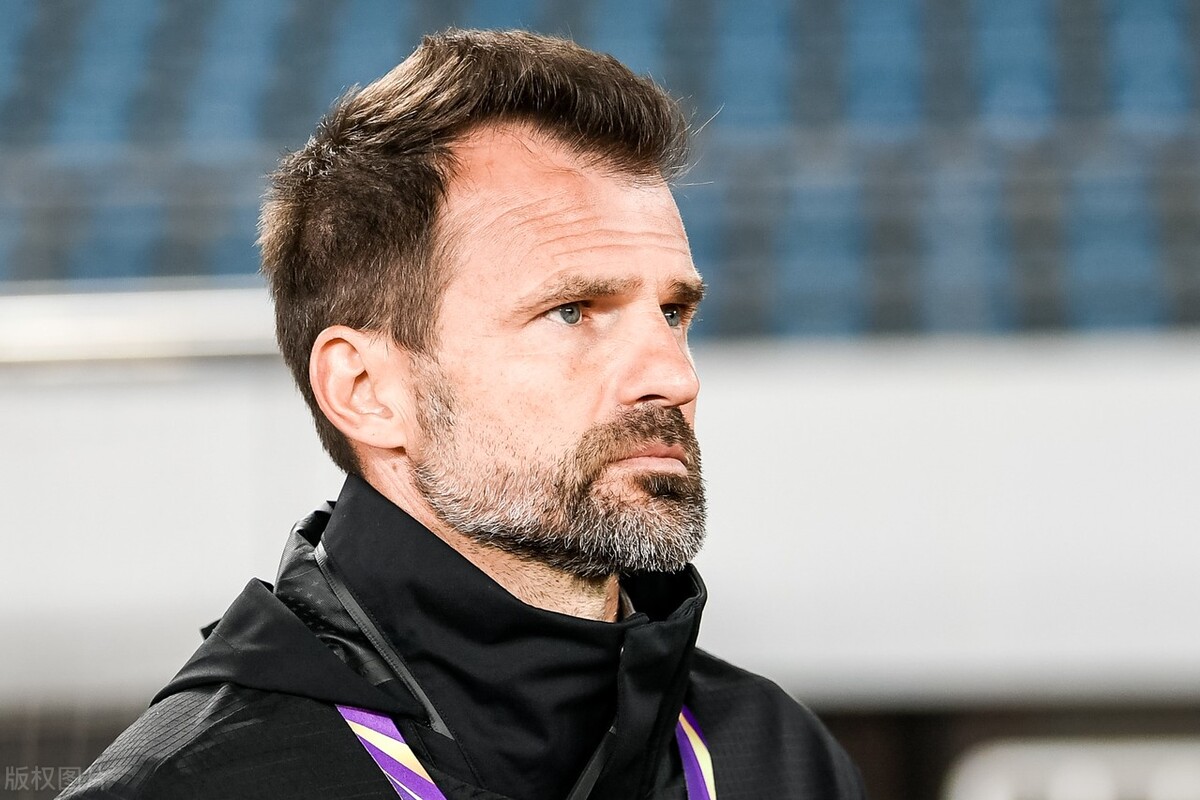 三问陈戌源,莱科换李铁,国足现在操作还来得及