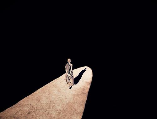 学习易经能让心情愉悦避开霉运吗,易经人在低谷时候怎么翻身