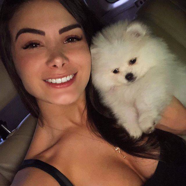 阅女无数！53岁巴西独狼晒新恋情女友只有22岁！他还睡过变性人