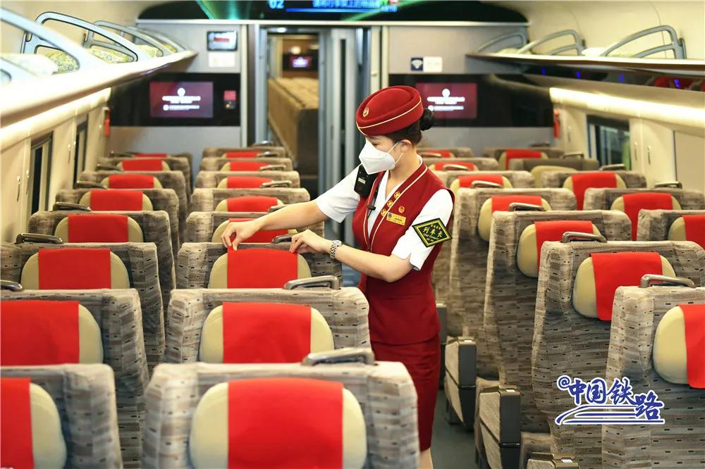 12306的动车车次显示复兴号,12306怎么买复兴号车票