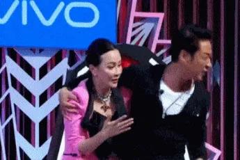 强吻、揩油、扒衣服?刘亦菲、赵丽颖都难逃“咸猪手”