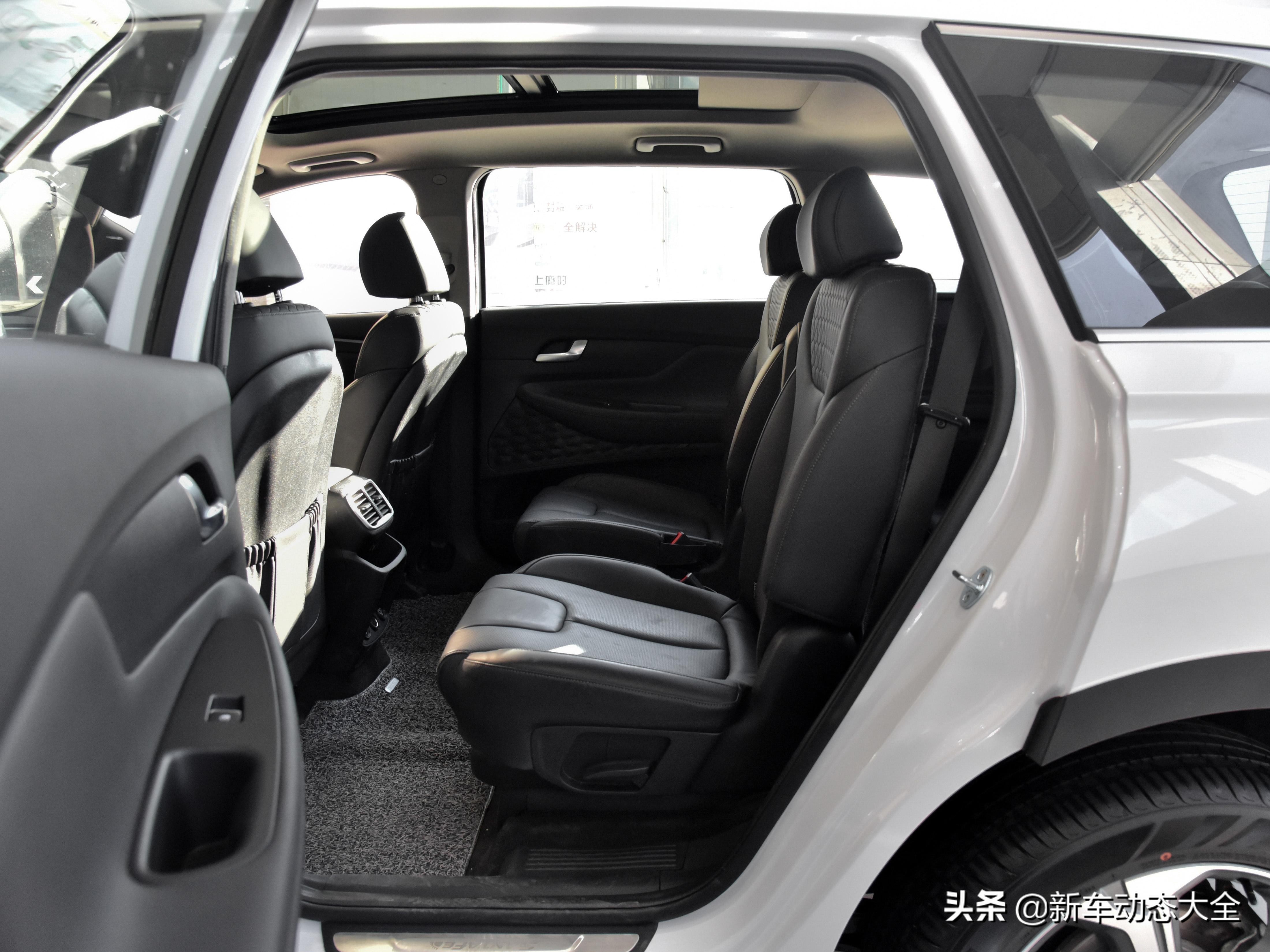 国产版全新胜达实拍图发布,全新胜达抢先看2.0t8at完胜汉兰达