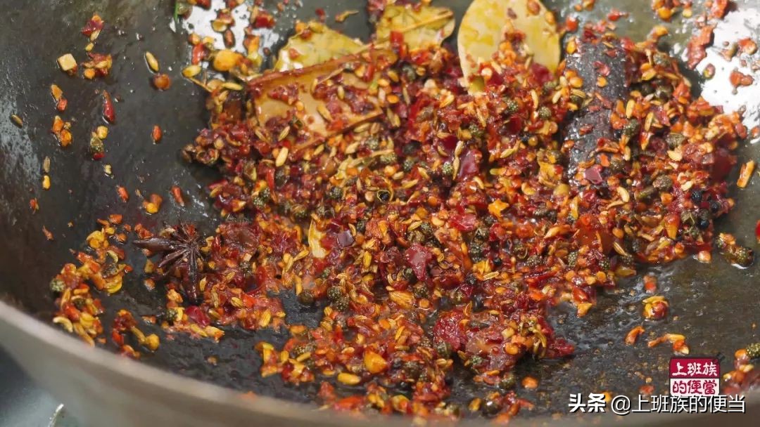 超简单的冷锅串串的做法,冷锅串串的家常做法及配方