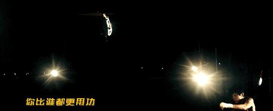 向佐唱歌名场面,向佐人生低谷完整视频